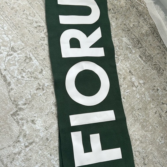 Fiorucci scarf - Picture 2 of 6